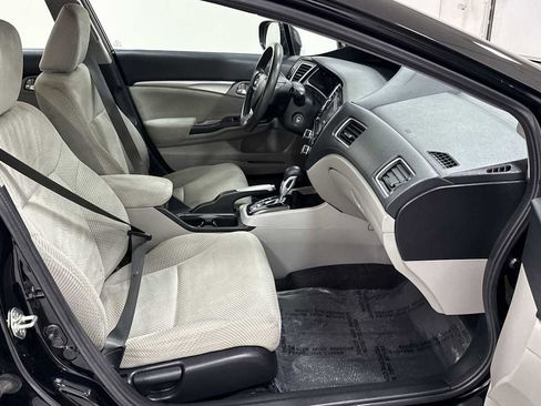 Used 2013 Honda Civic Hybrid Sedan image 29