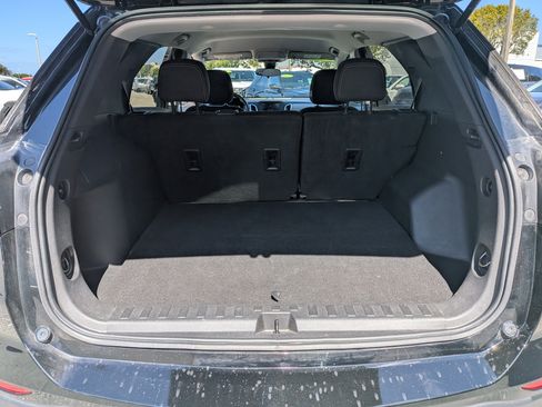 Used 2023 Chevrolet Equinox LS w/ LS Convenience Package FWD image 13