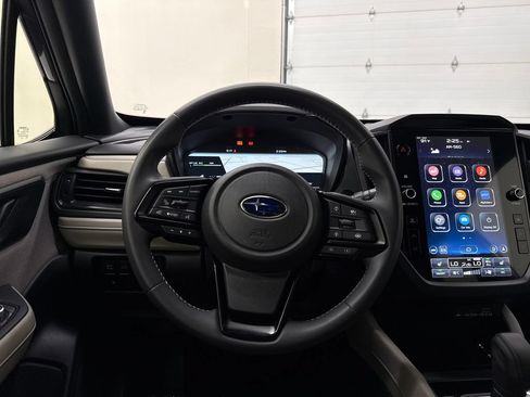 Used 2025 Subaru Forester Premium AWD/4WD image 16