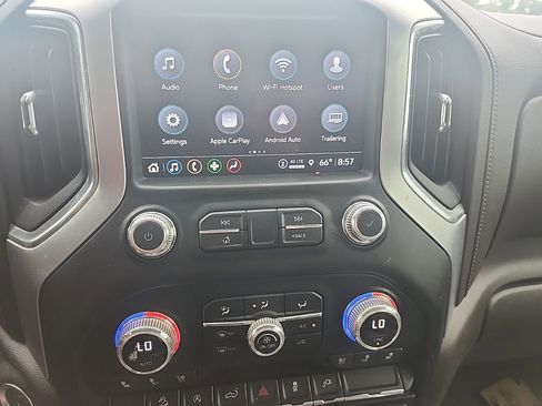 Used 2021 GMC Sierra 1500 SLT AWD/4WD image 18