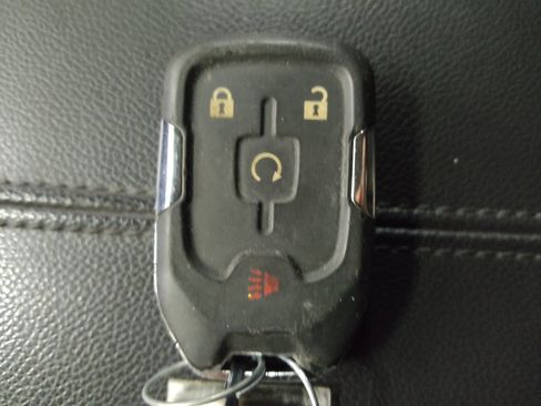 Used 2020 GMC Terrain SLE FWD image 32