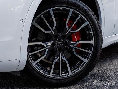Certified 2023 Maserati Grecale Modena AWD/4WD image 43