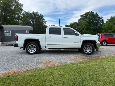 Used 2018 GMC Sierra 1500 SLT AWD/4WD image 6