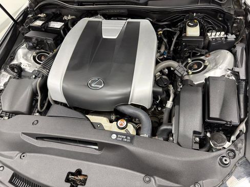 Used 2019 Lexus IS 300 F Sport w/ F Sport Package image 36
