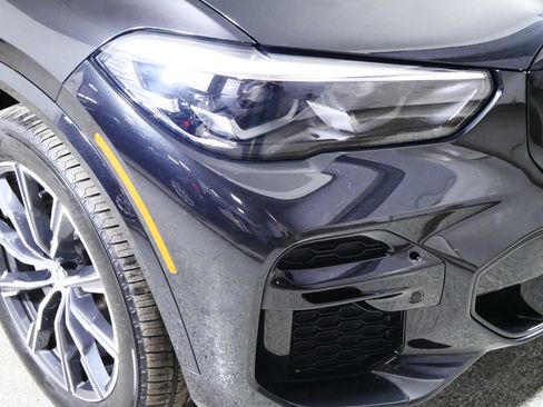 Used 2023 BMW X5 xDrive40i w/ M Sport Package image 16