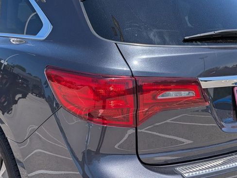 Used 2016 Acura MDX SH-AWD w/ Technology Package image 12