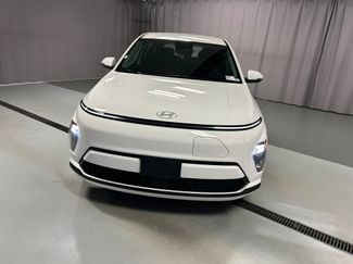 Used 2024 Hyundai Kona SE FWD video 2