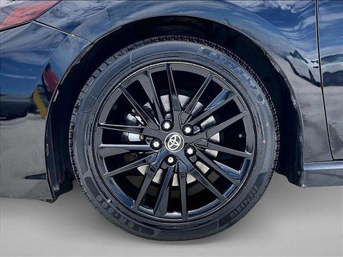 Used 2022 Toyota Camry SE FWD image 10