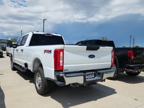 Used 2024 Ford F250 XL w/ FX4 Off-Road Package AWD/4WD image 2