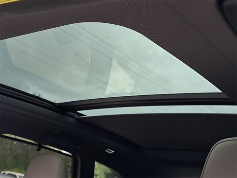 New 2025 Audi Q5 2.0T Premium Plus image 16