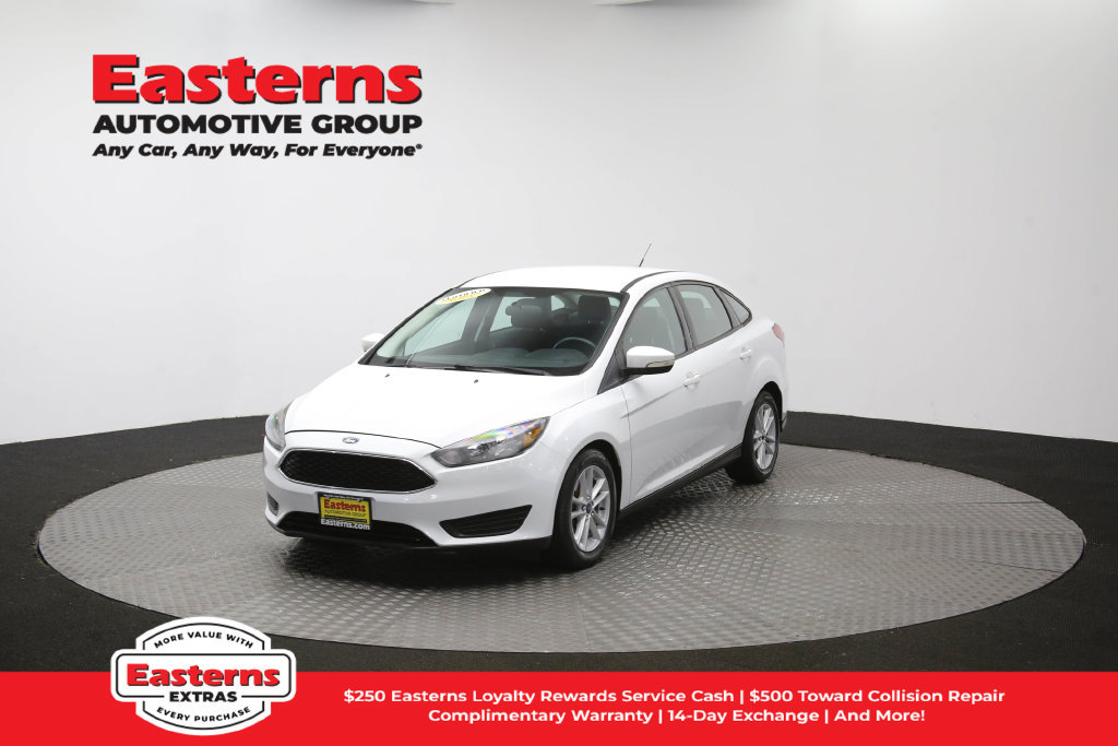 Used 2018 Ford Focus SE w/ Cold Weather Package FWD image 54