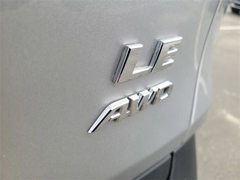 Used 2019 Toyota RAV4 LE image 25