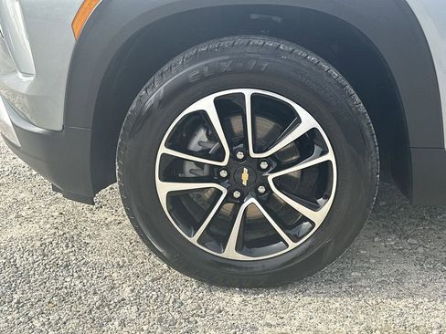 Used 2025 Chevrolet TrailBlazer LT image 8