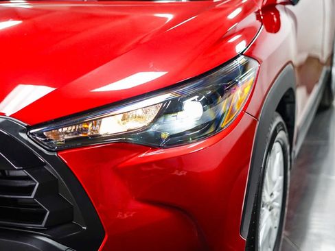 Certified 2026 Toyota Corolla Cross LE image 5