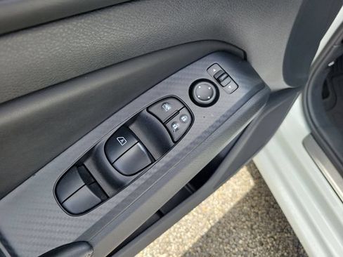 Certified 2025 Nissan Altima 2.5 SV w/ SV Special Edition Package FWD image 17