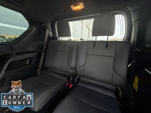 Used 2023 Lexus GX 460 Premium w/ Premium Package AWD/4WD image 23