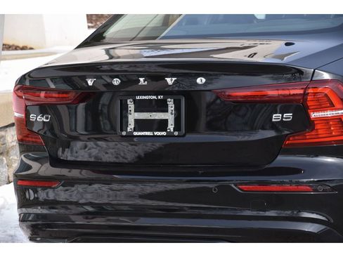 Certified 2023 Volvo S60 B5 Core w/ Climate Package image 28