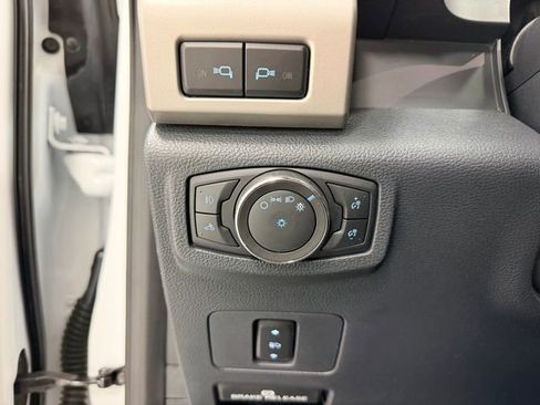 Used 2022 Ford F250 Lariat image 18