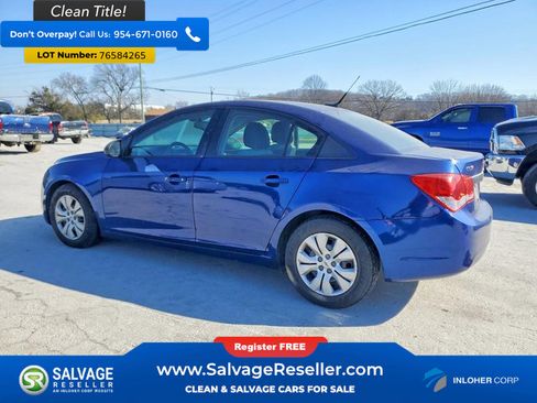 Used 2013 Chevrolet Cruze LS image 3