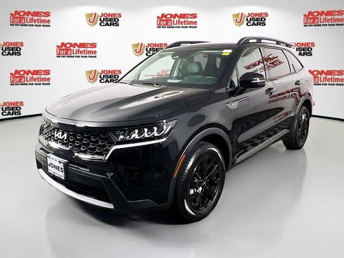 Used 2022 Kia Sorento S w/ Panoramic Sunroof Package AWD/4WD image 14