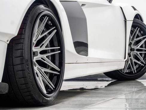 Used 2018 Audi R8 V10 AWD/4WD image 27