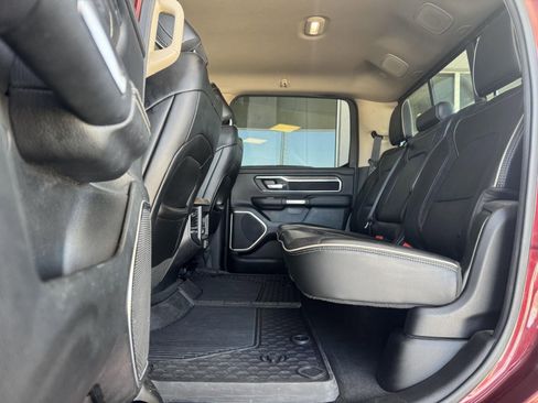 Used 2019 RAM 1500 Laramie image 9