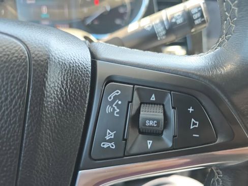 Used 2022 Buick Encore Preferred w/ Safety Package image 21