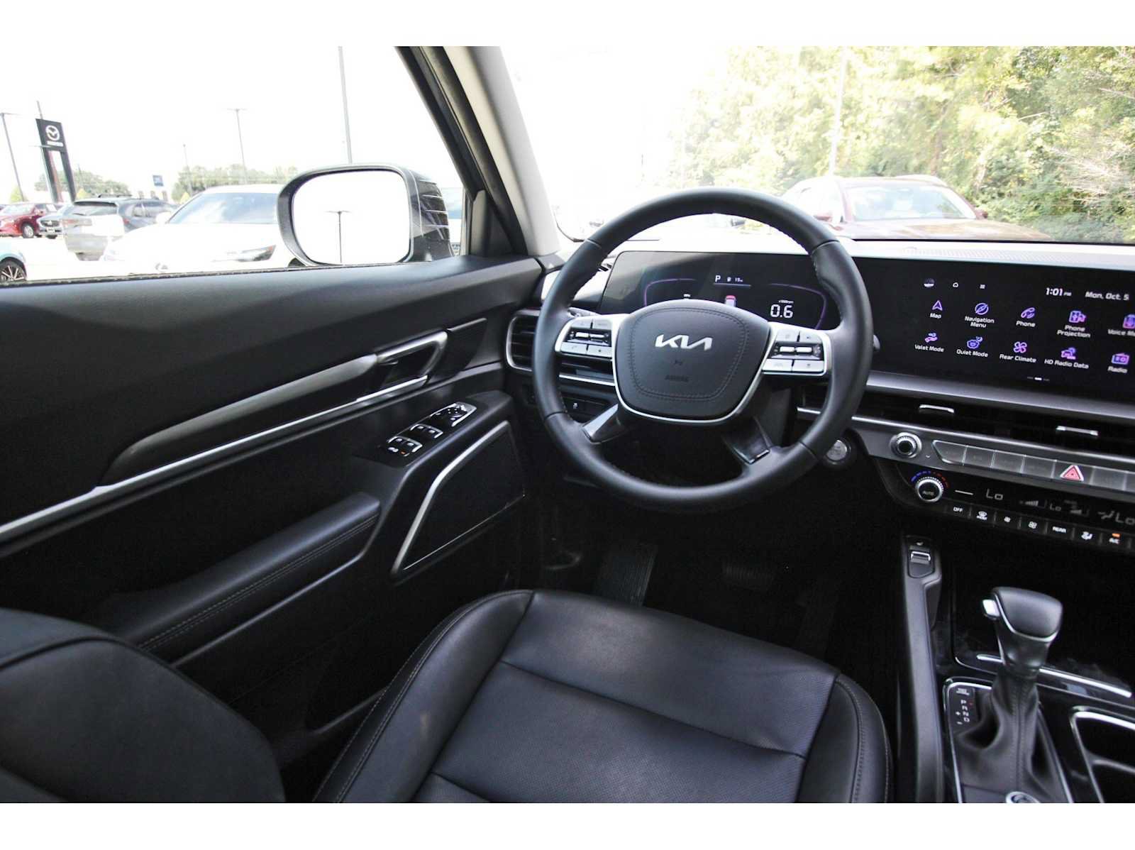 Used 2024 Kia Telluride S FWD image 6