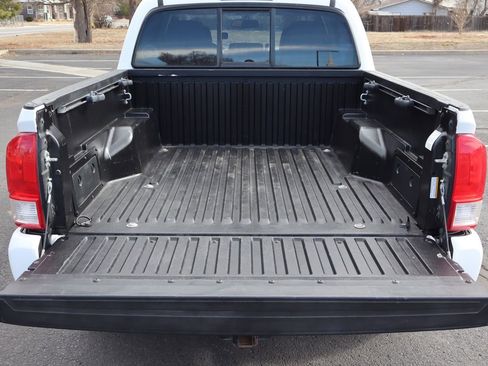 Used 2017 Toyota Tacoma SR5 w/ Tow Package image 14