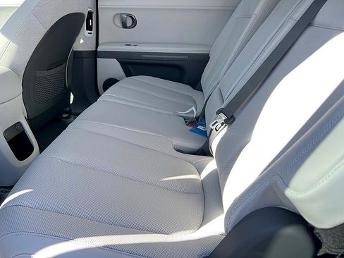 New 2026 Hyundai Ioniq 5 Limited image 7