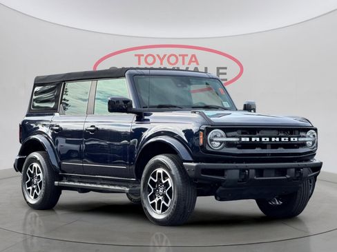 Used 2021 Ford Bronco Outer Banks image 10