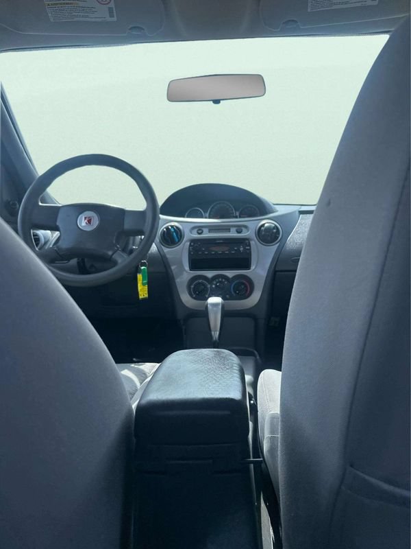 Used 2005 Saturn ION Level 2 FWD image 11