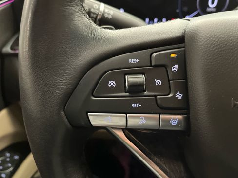 Used 2023 Cadillac Escalade Premium Luxury image 26