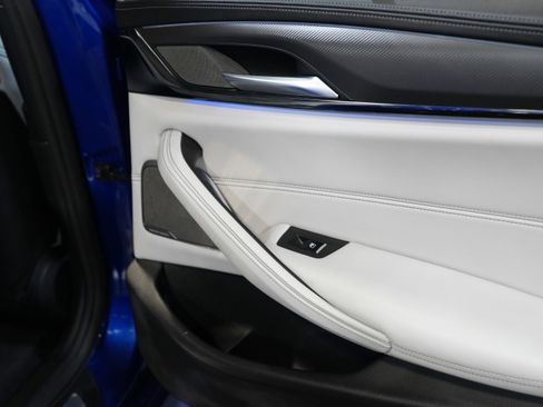 Used 2019 BMW M5 w/ Executive Package image 28