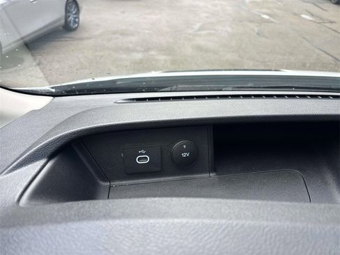 Used 2022 Ford Transit 350 XLT image 20