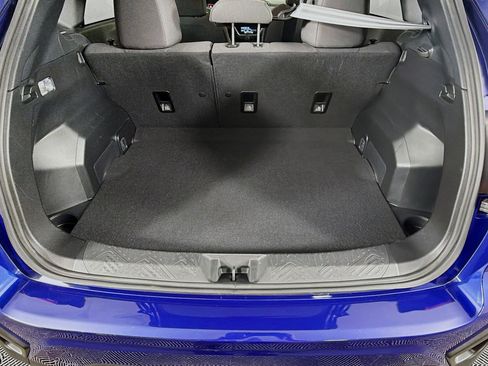 Used 2025 Subaru Crosstrek 2.0i Premium image 26