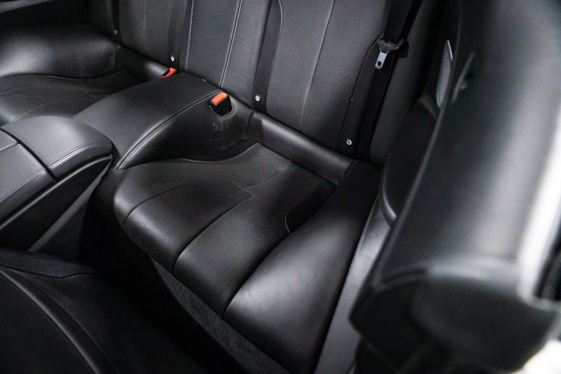 Used 2013 BMW M6 Convertible RWD image 29