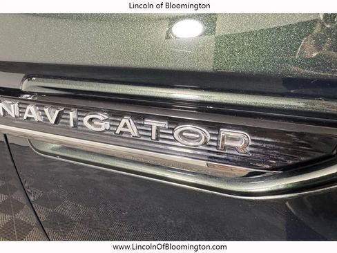 Certified 2022 Lincoln Navigator L Black Label AWD/4WD image 17