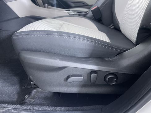Used 2019 Subaru Forester Premium w/ All-Weather Package AWD/4WD image 12