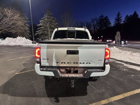Used 2021 Toyota Tacoma SR image 4
