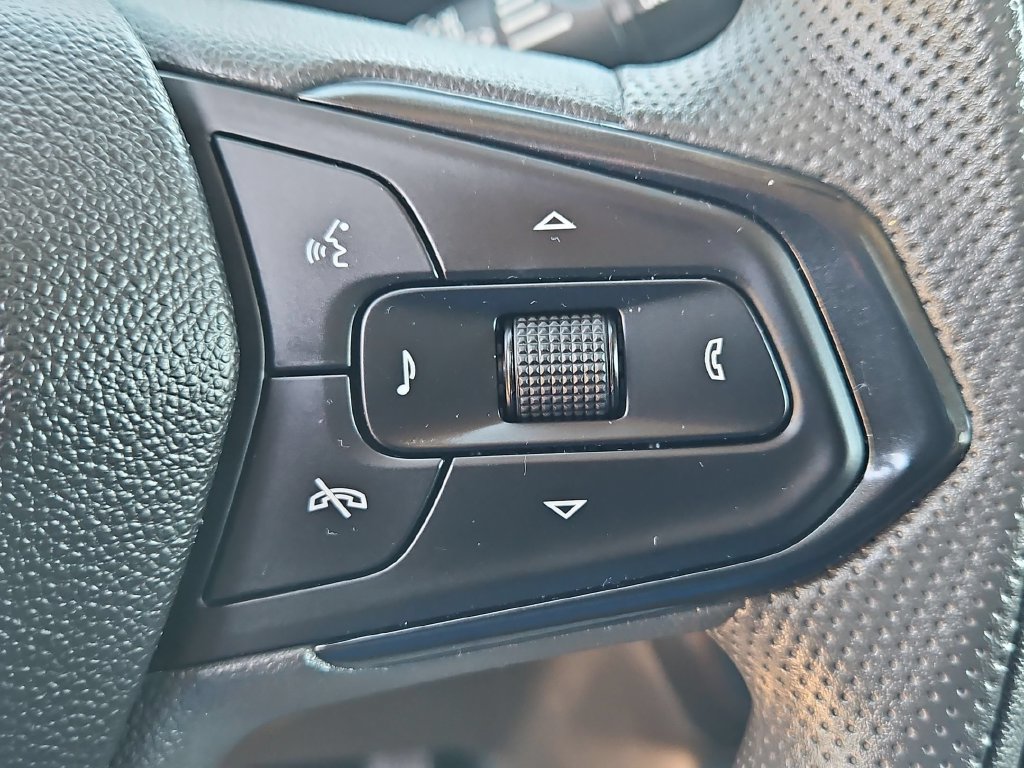 Used 2025 Chevrolet TrailBlazer LT AWD/4WD image 22