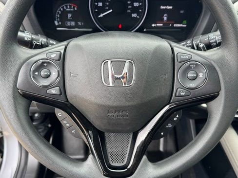 Used 2022 Honda HR-V EX image 16