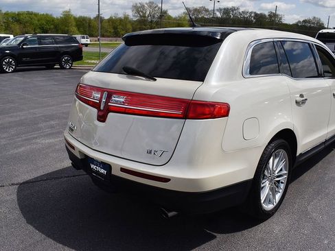 Used 2018 Lincoln MKT AWD w/ Technology Package image 32