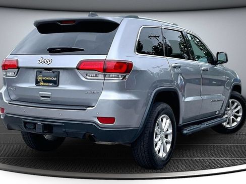 Used 2021 Jeep Grand Cherokee Laredo w/ Security & Convenience Group AWD/4WD image 6
