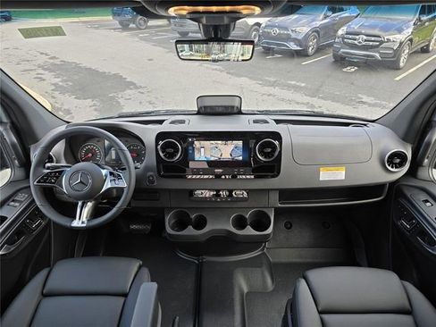 New 2026 Mercedes-Benz Sprinter 2500 image 7