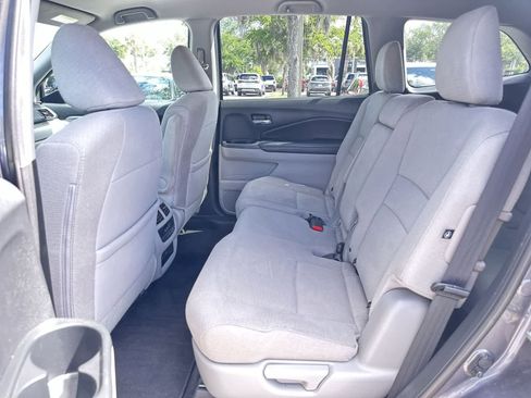 Used 2017 Honda Pilot EX image 15