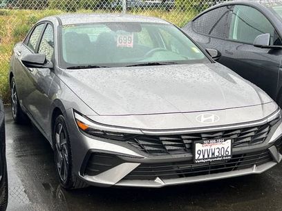 Used 2025 Hyundai Elantra Sport