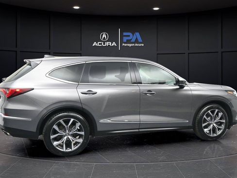 Used 2023 Acura MDX SH-AWD w/ Technology Package image 25