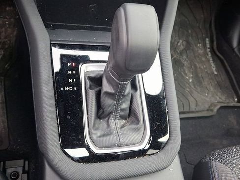 Used 2025 Subaru Forester Premium image 14