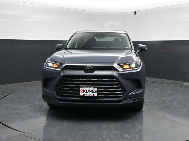 Used 2026 Toyota Grand Highlander AWD image 2